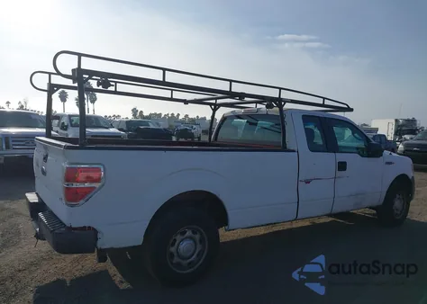 2013 Ford F-150 Xl z USA, uszkodzony, nr VIN 1FTFX1CF5DKE35781